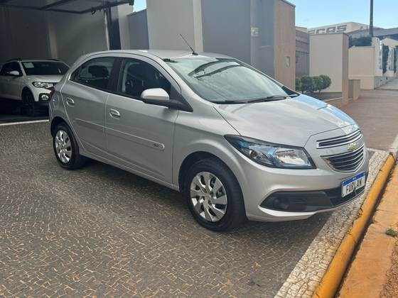 CHEVROLET ONIX 1.4 MPFI LT 8V FLEX 4P MANUAL